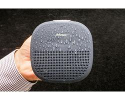 Bose SoundLink Micro Bluetooth hangszóró, kék Bose SoundLink Micro Bluetooth hangszóró, kék
