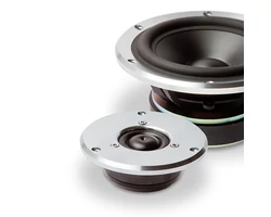 Gato Audio FM-8 polcsugárzó, magasfényű fehér