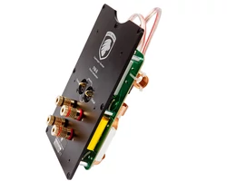 Gato Audio FM-8 polcsugárzó, magasfényű fehér