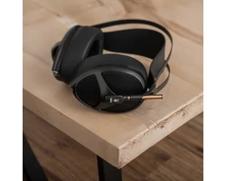 MEZE EMPYREAN high-end ISOPLANAR fejhallgató 3.5 mm jack csatlakozással, fekete