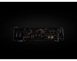 NAD M66, BluOS Streaming DAC előerősítő