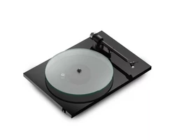 PRO-JECT T2 lemezjátszó Sumiko Rainier hangszedővel, fekete