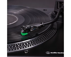 Audio-Technica AT-LP120X USB direkt hajtású lemezjátszó, fekete
