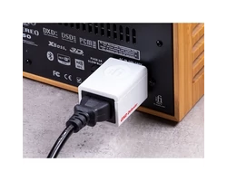 iFi GND Defender C13 zavarszűrő