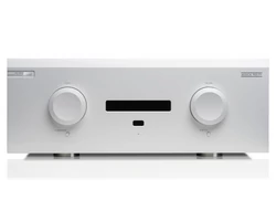 MUSICAL FIDELITY M8xi + AVM MP 30.3 sztereó szett