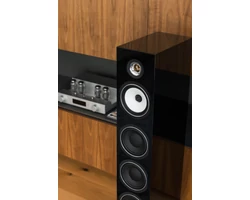 Triangle Australe EZ frontsugárzó pár, zongoralakk fekete