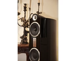 Triangle Signature Gamma centersugárzó, zongoralakk fehér