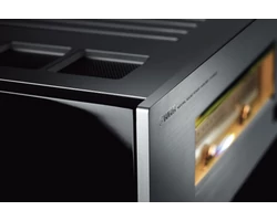 Yamaha M-5000 sztereó végerősítő, zongoralakk fekete