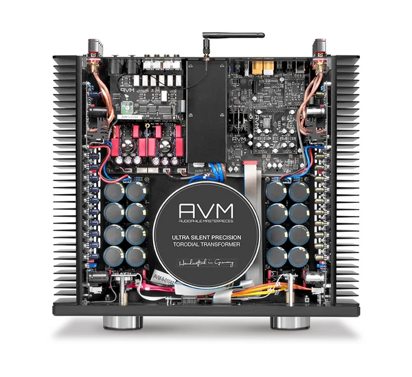 AVM Ovation A 8.3 integrált erősítő, ezüst