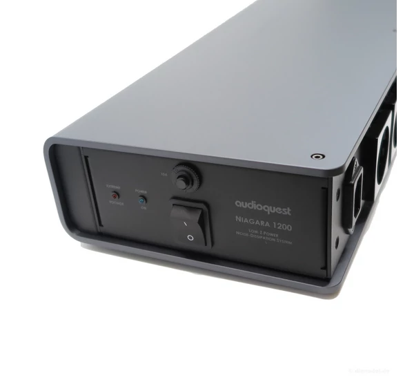 AUDIOQUEST NIAGARA 1200 Low-Z Power tápszűrő