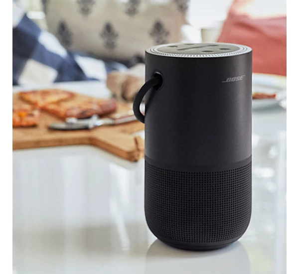 BOSE Home Speaker Portable Wi-Fi® hordozható hangszóró, fekete