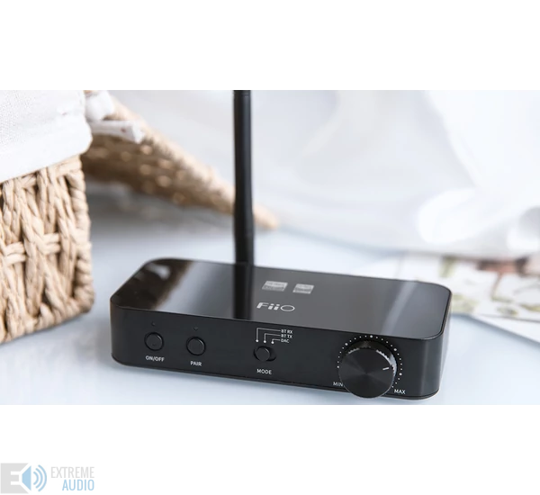 FiiO BTA30 Pro Bluetooth adó-vevő + DAC