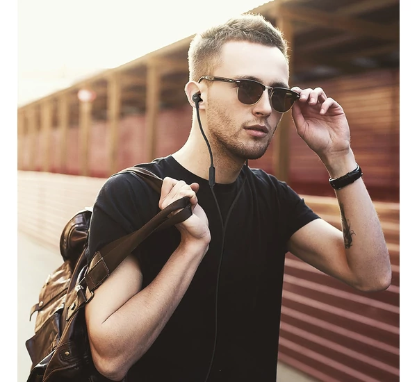 JBL T210 fülhallgató, fekete