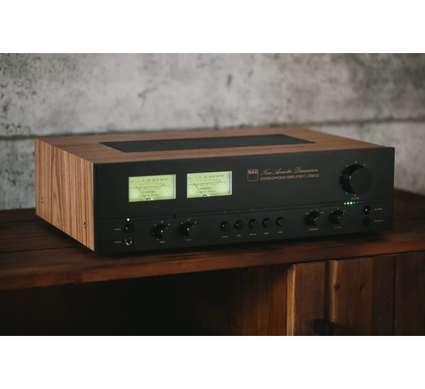 NAD C 3050 sztereó erősítő