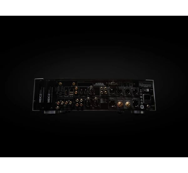 NAD M66, BluOS Streaming DAC előerősítő