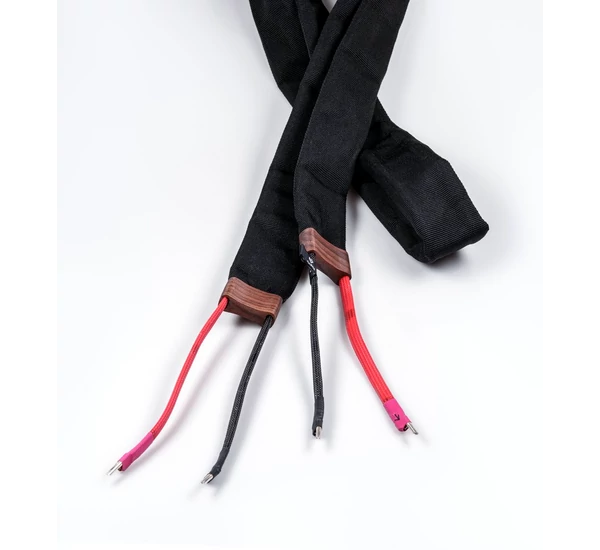 OePhi Transcendence banán dugós hangfal kábel, 2m