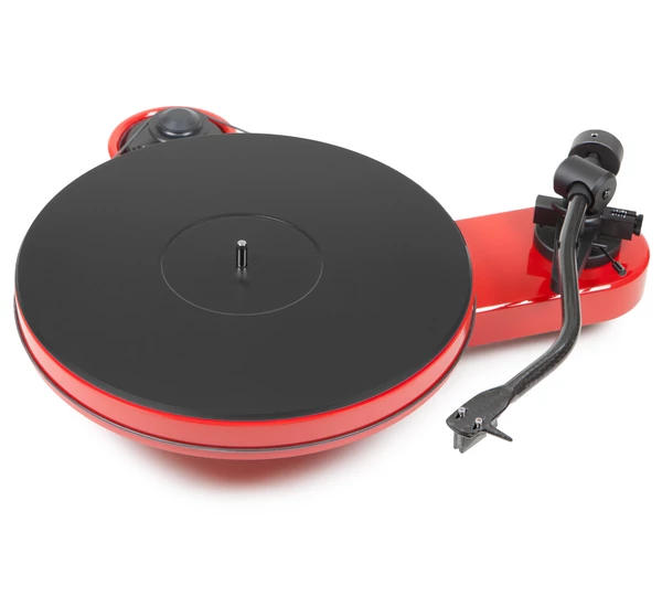 PRO-JECT RPM 3 Carbon analóg lemezjátszó piros Ortofon 2M-Silver hangszedővel