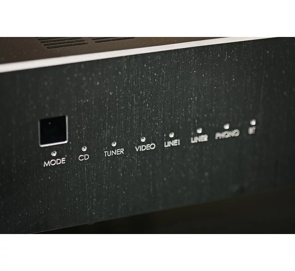 Roksan K3 AMP sztereó integrált erősítő, (anthracite) szürke (Bemutató darab)