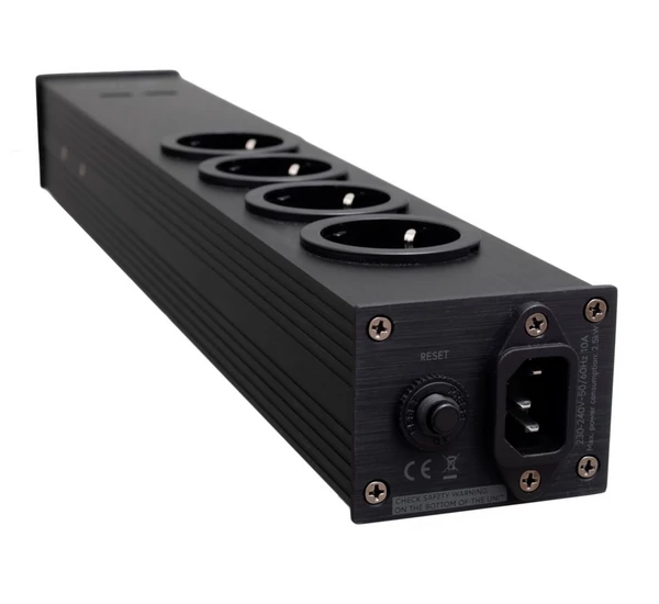 Taga Harmony PF-400USB hálózati szűrő, fekete