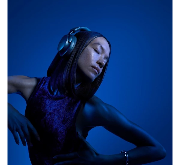 BOSE QUIETCOMFORT ULTRA aktív zajszűrős fejhallgató, holdkék