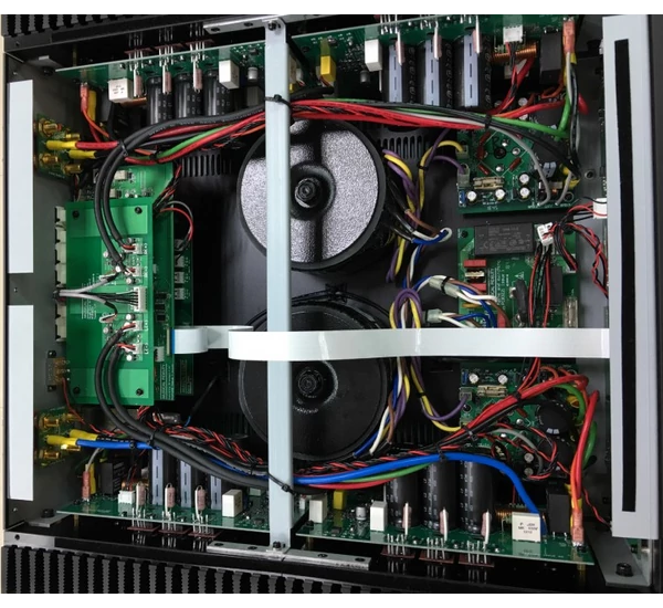 MUSICAL FIDELITY M8xi integrált erősítő, fekete